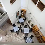 Aparthotel Blazer Larnaca