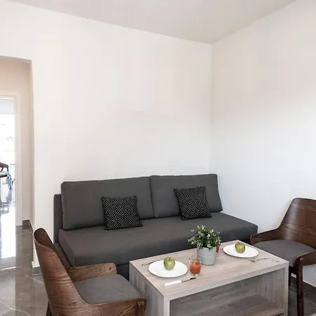 Blazer Aparthotel 3*