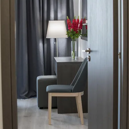 Blazer Aparthotel 3*