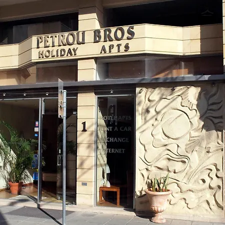 アパートホテル Blazer 3*