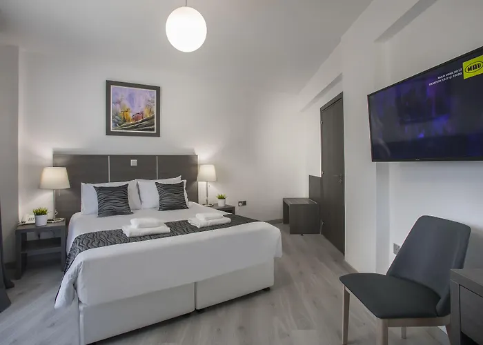 Blazer Apartahotel Lárnaca