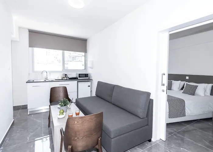 Blazer Apartahotel 3*