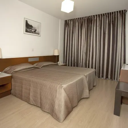 Aparthotel Blazer Larnaca