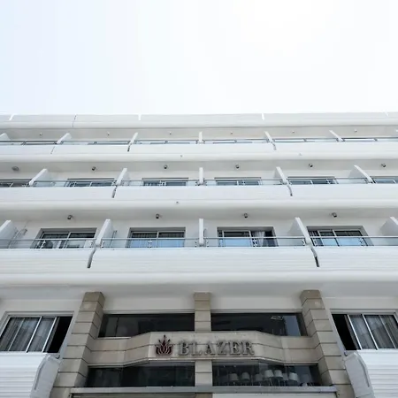 Aparthotel Blazer