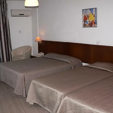 Aparthotel Blazer Larnaca